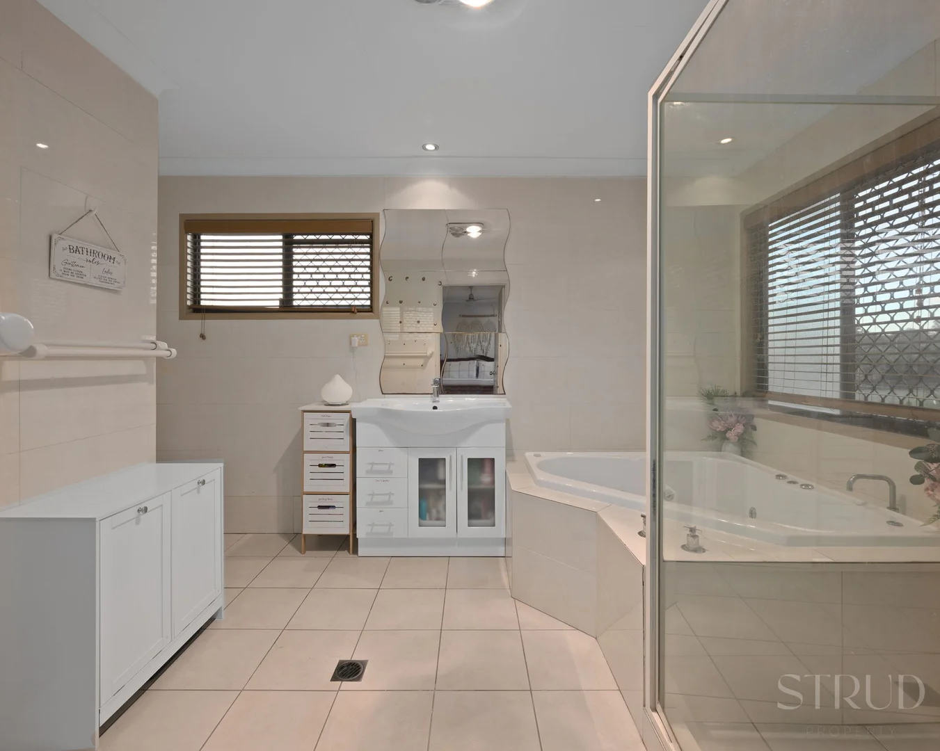 Additional image 8 of 75 South Queensborough Parade, Karalee QLD 4306