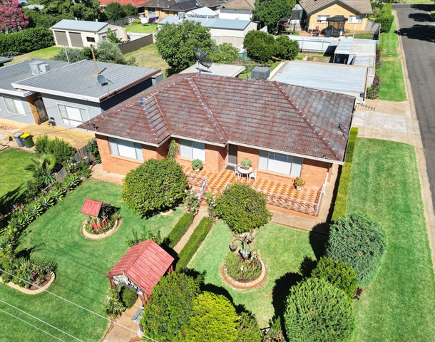 20 Langley Crescent, Griffith NSW 2680