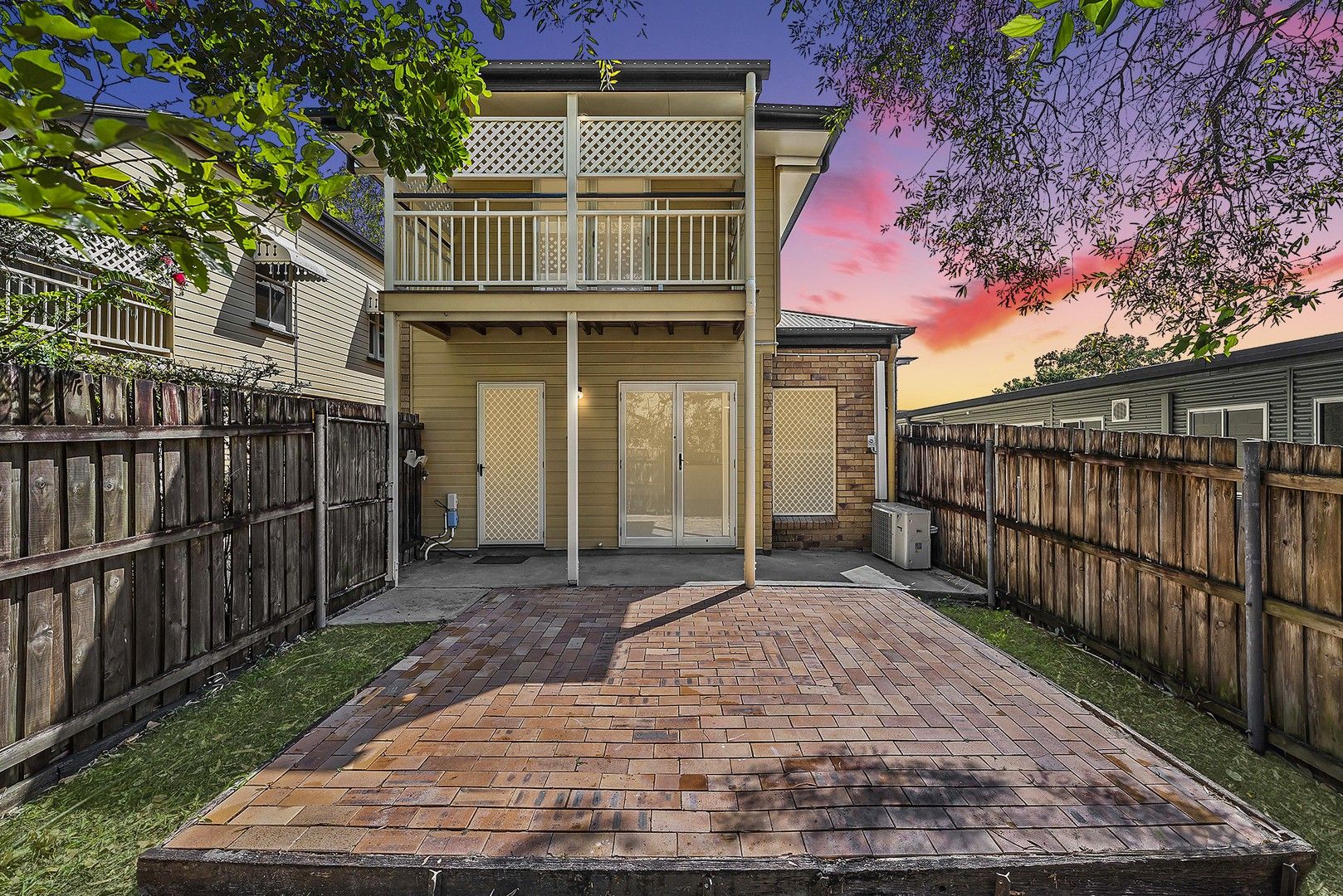 3 bedrooms Townhouse in 1/28 Osborne Rd MITCHELTON QLD, 4053