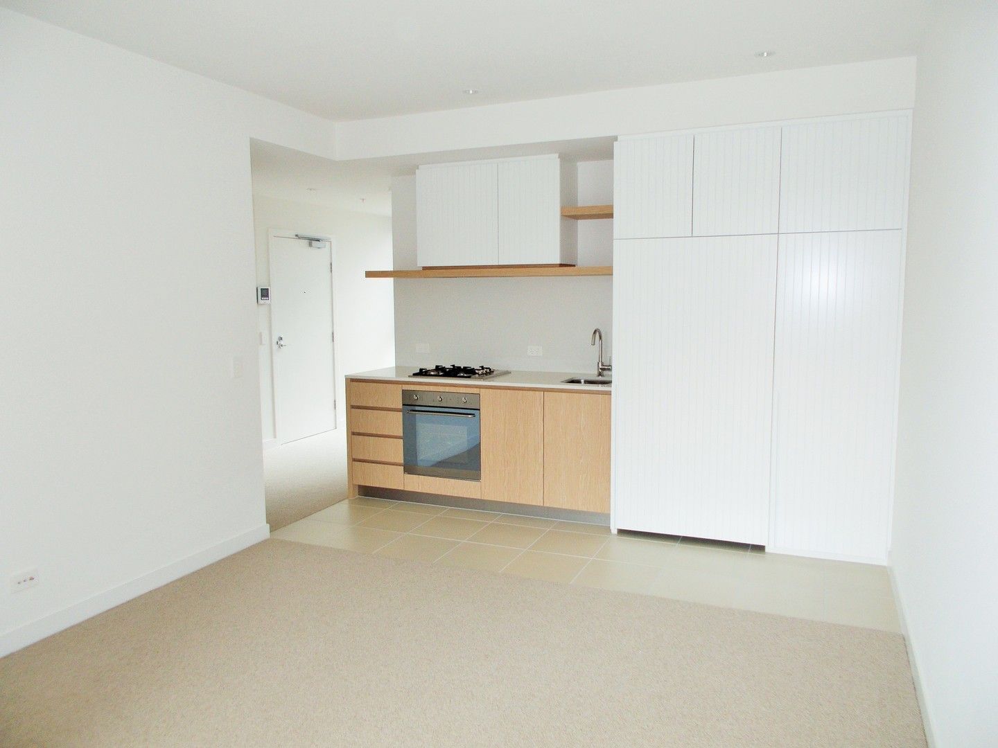 2 bedrooms Apartment / Unit / Flat in G01/8 Station Street CAULFIELD NORTH VIC, 3161