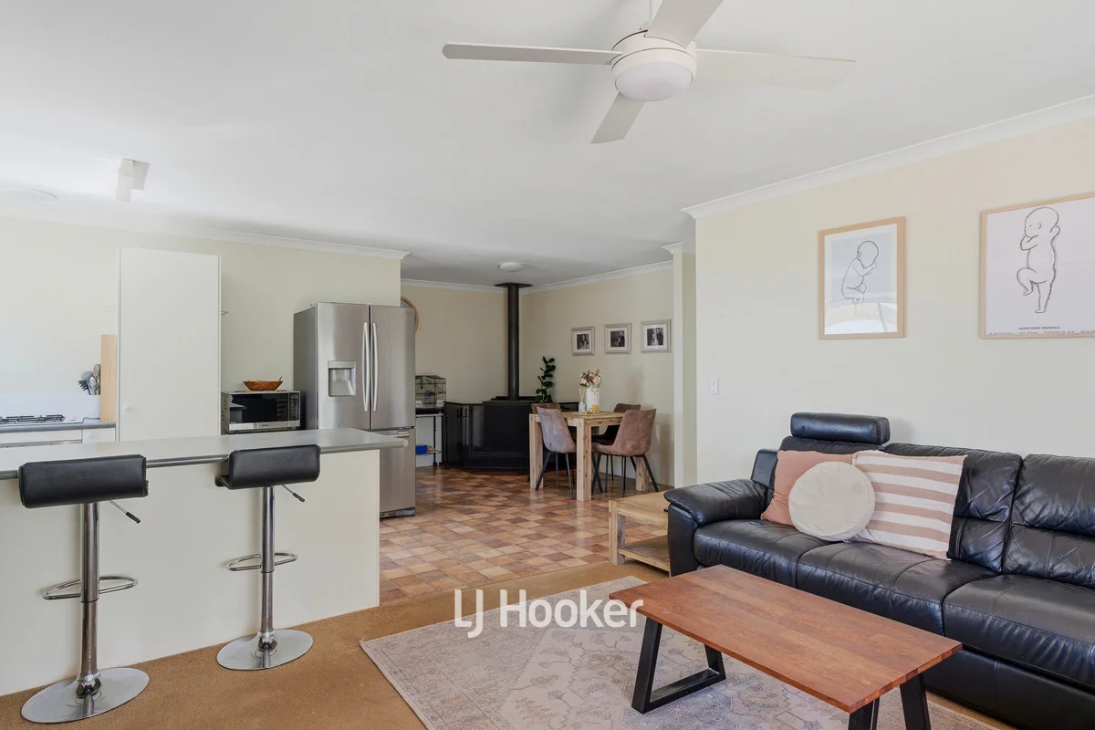 Additional image 3 of 26 Robinia Rise, Collie WA 6225