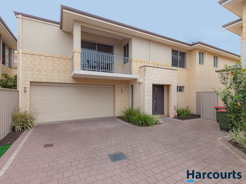 3 bedrooms Townhouse in 3/8 Stoner Place INNALOO WA, 6018