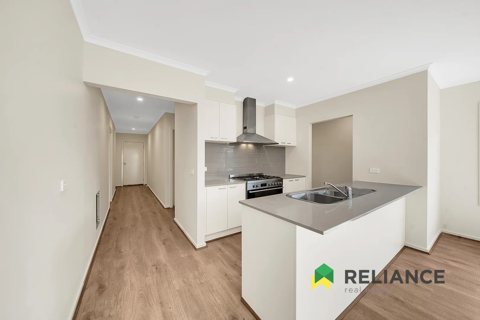 Additional image 2 of 27 Showbridge Way, Werribee VIC 3030