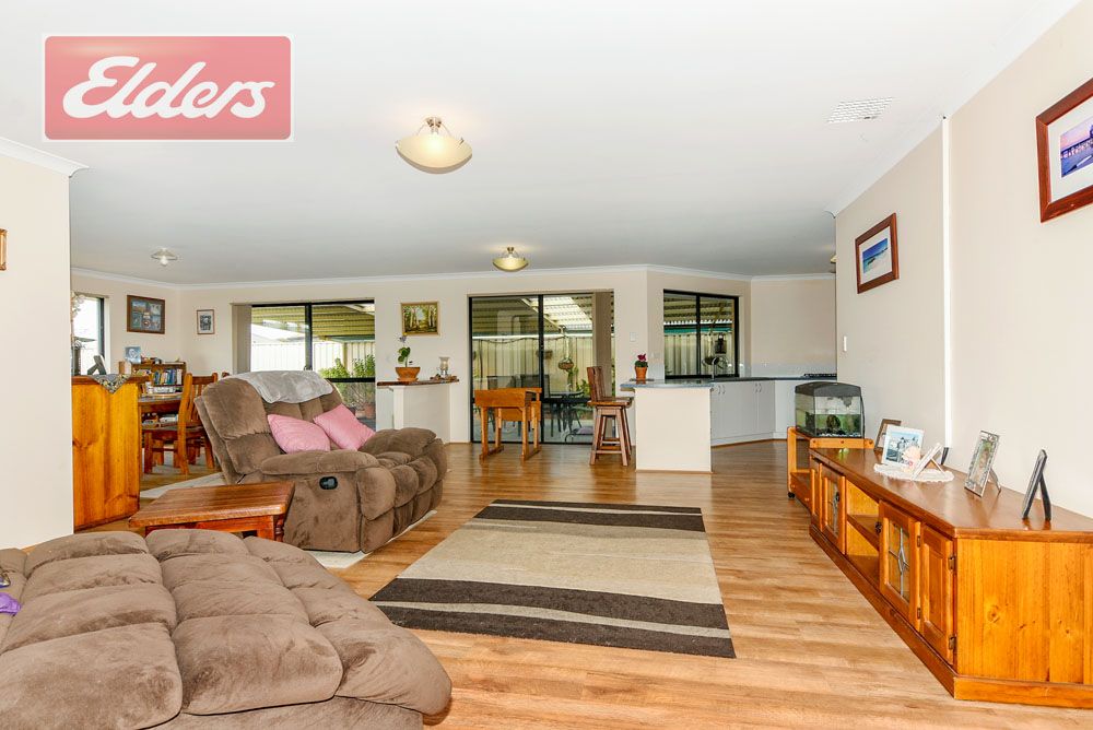 10 Greenwood Way, Capel WA 6271, Image 2