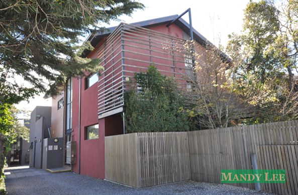 1 bedrooms Apartment / Unit / Flat in 3/234 Warrigal  Road CAMBERWELL VIC, 3124