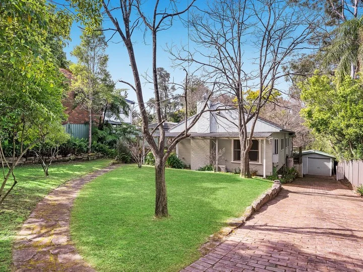 6 Plateau Parade, Blaxland NSW 2774