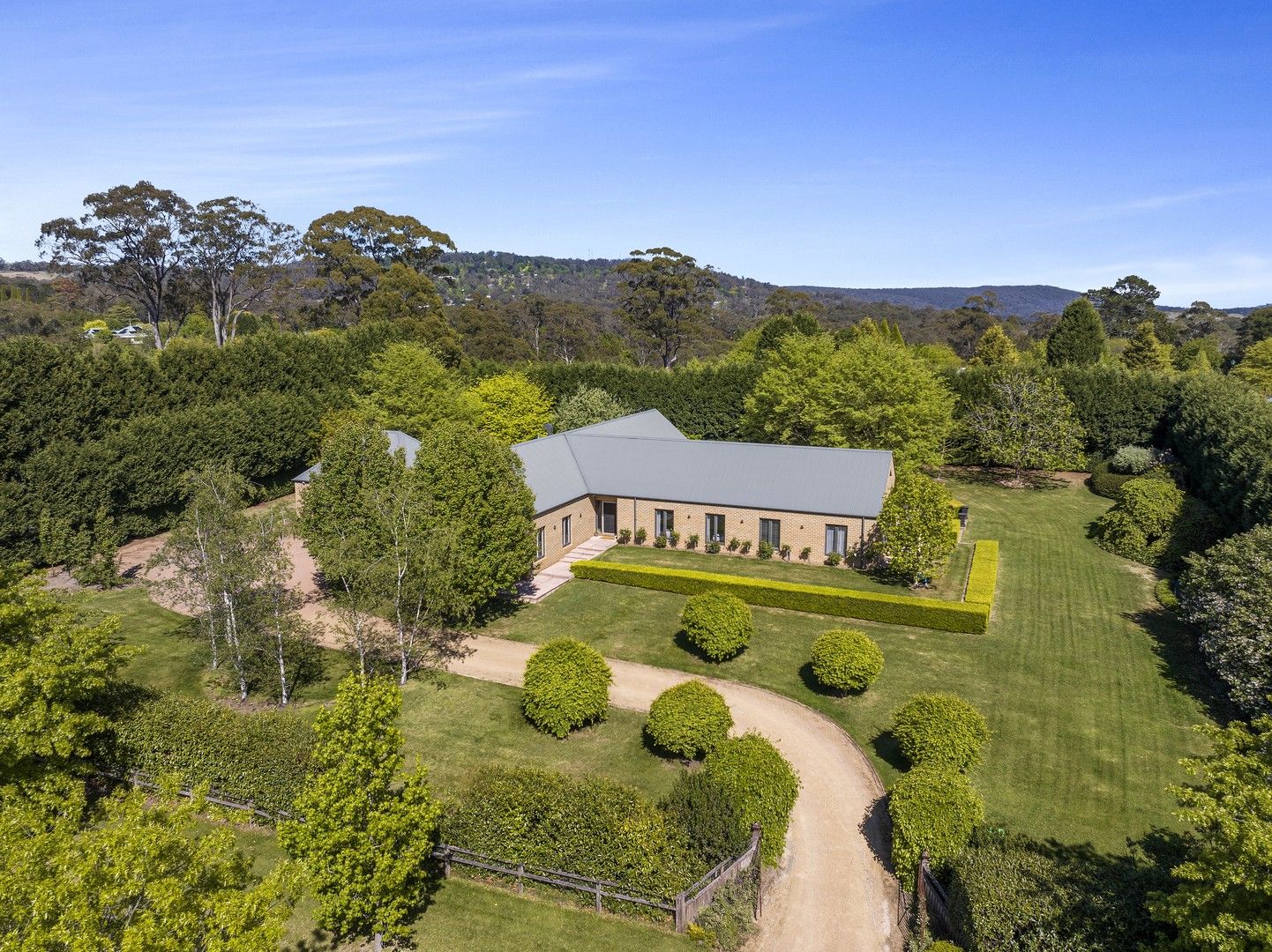 11 Marchmont Drive, Mittagong NSW 2575, Image 0