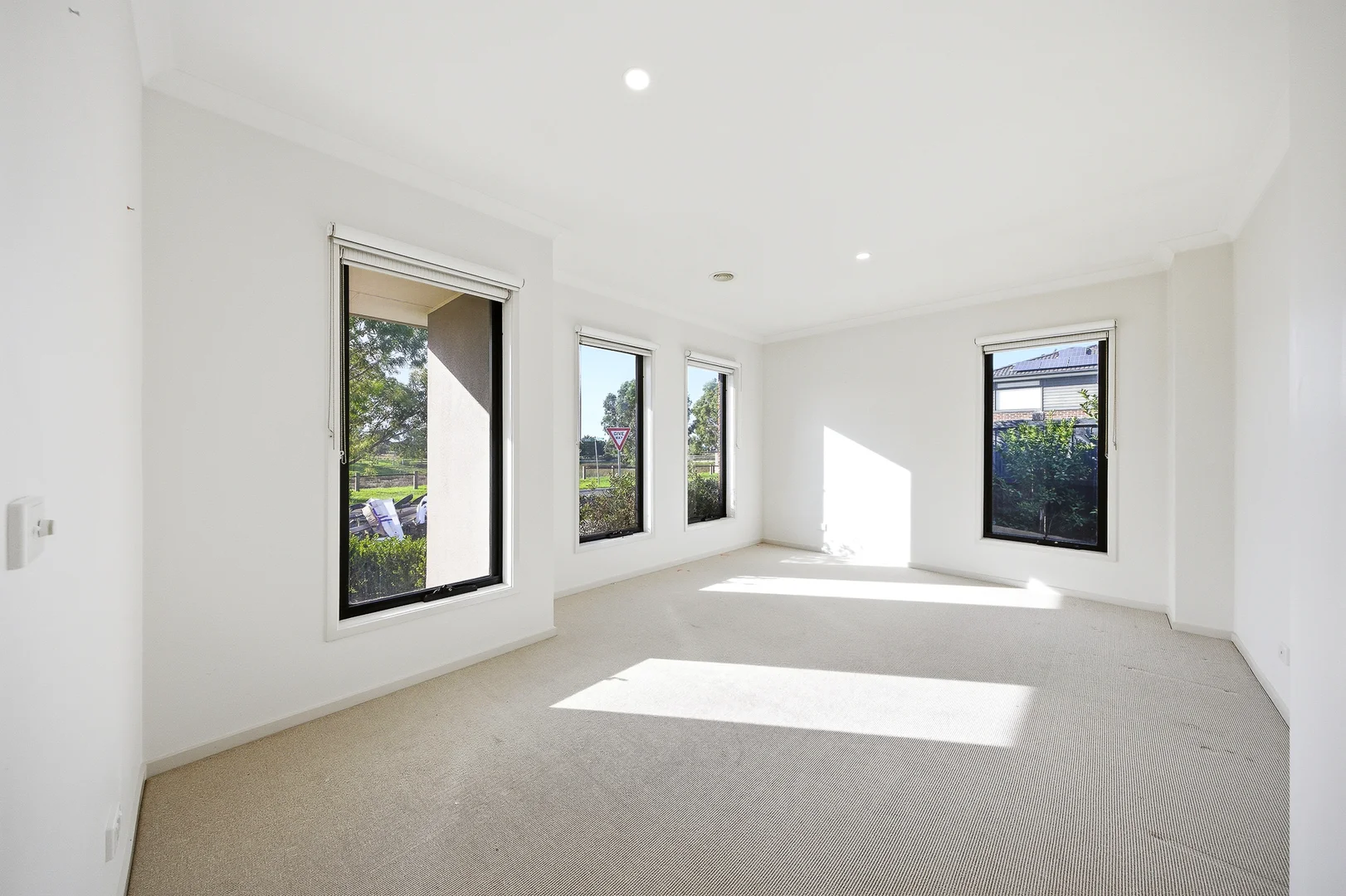 Additional image 6 of 7 Capstone Street, Clyde VIC 3978