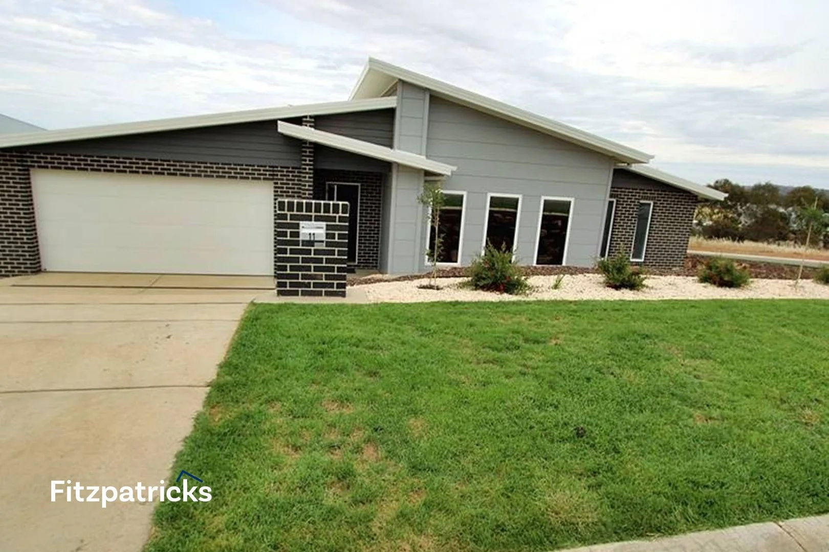 Primary image of 11 Ellerslie Street, Gobbagombalin NSW 2650