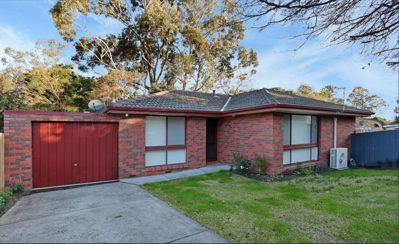 2 bedrooms Apartment / Unit / Flat in 2/4 Tudor Court HEATHMONT VIC, 3135