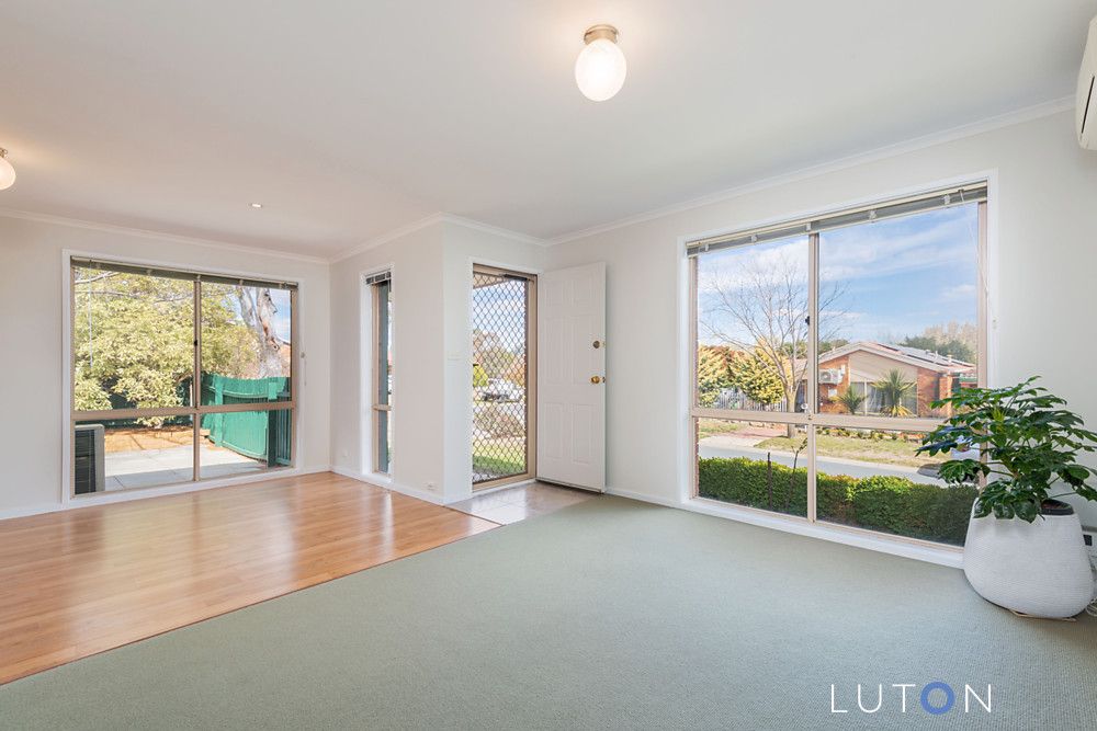 2 Hart Close, Palmerston ACT 2913, Image 1