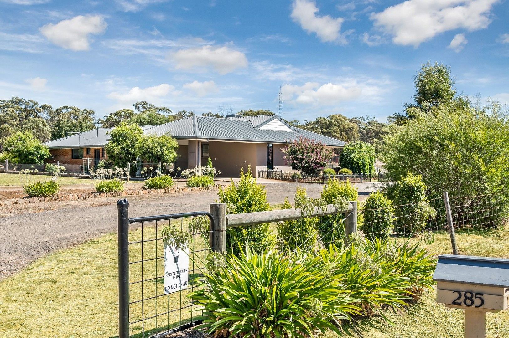 285 Atlas Road, Junortoun VIC 3551, Image 0