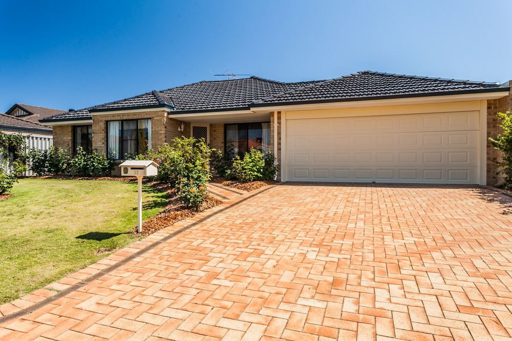 37 Sugarwood Drive, Thornlie WA 6108, Image 2