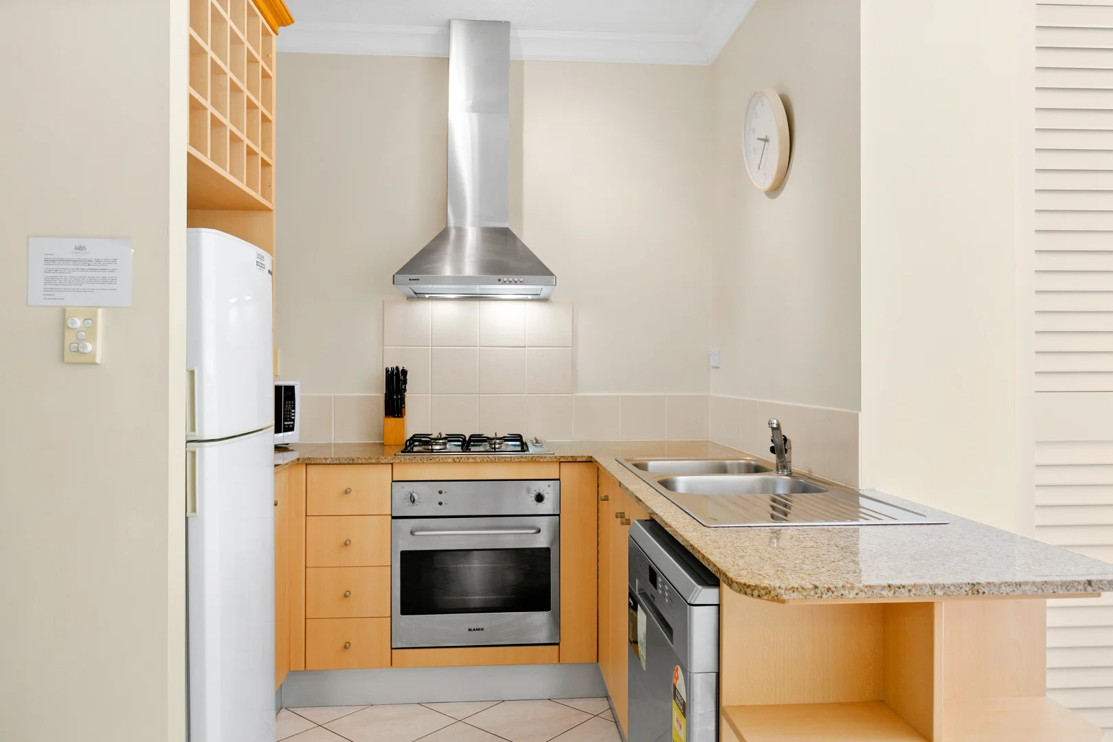 Additional image 2 of 1612/2 Greenslopes Street, Cairns North QLD 4870