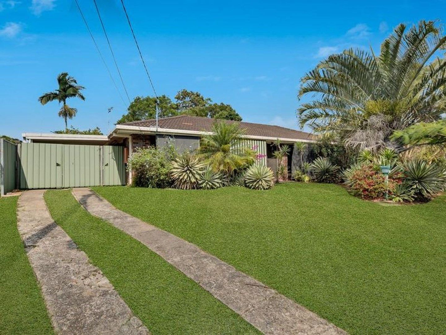 3 bedrooms House in 18 Windemere Rd ALEXANDRA HILLS QLD, 4161