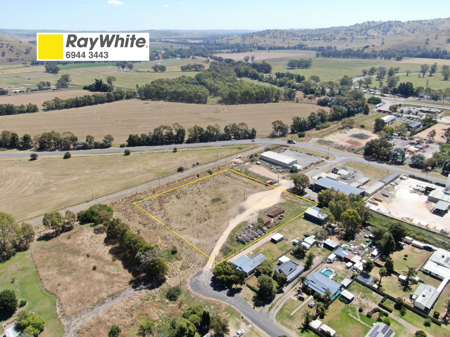 8 Kendall Place, Gundagai NSW 2722, Image 2