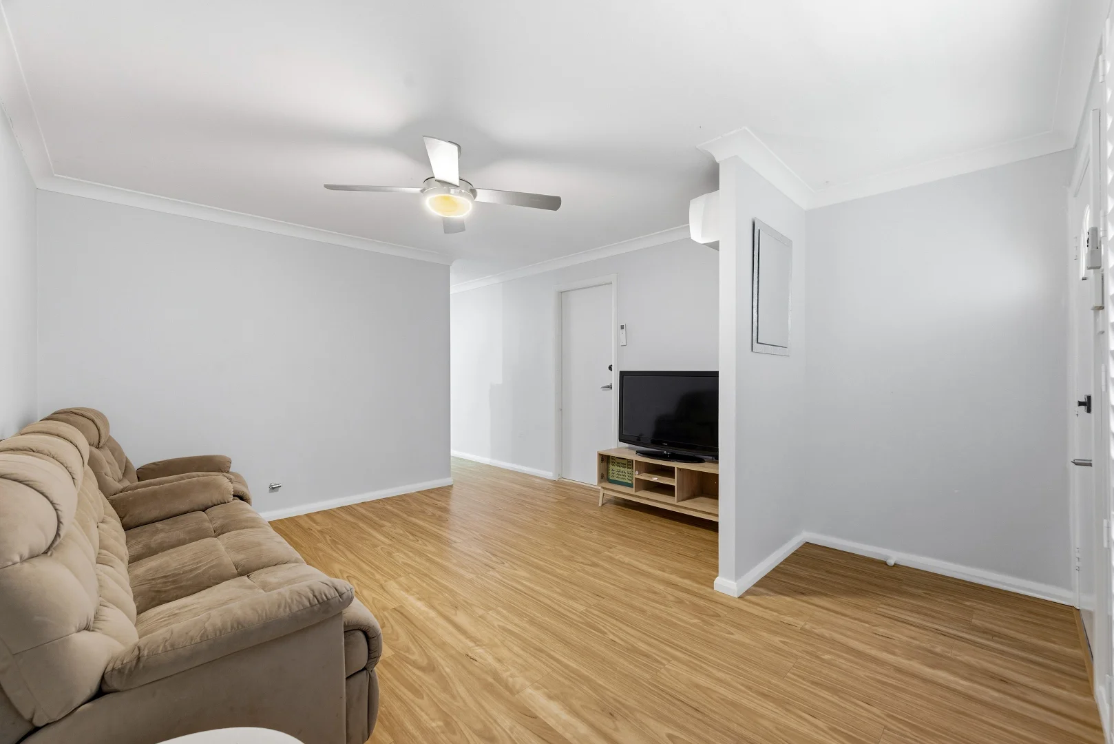 Additional image 3 of 2/289 Copperfield Drive, Rosemeadow NSW 2560