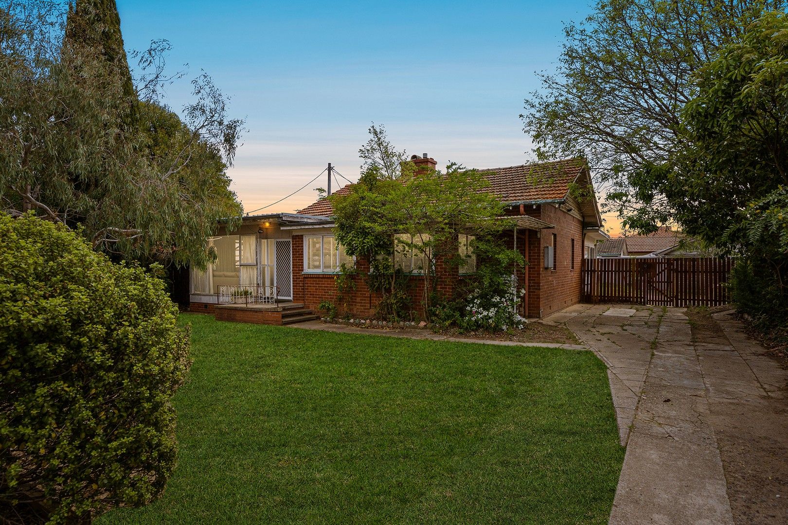 11 Batman Street, Braddon ACT 2612, Image 0