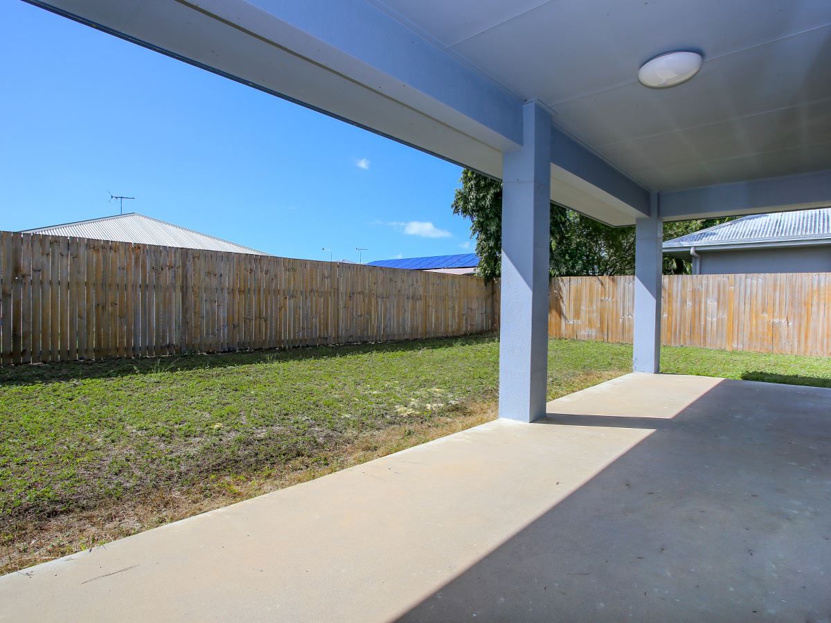 9 Seton Street, Trinity Park QLD 4879, Image 2