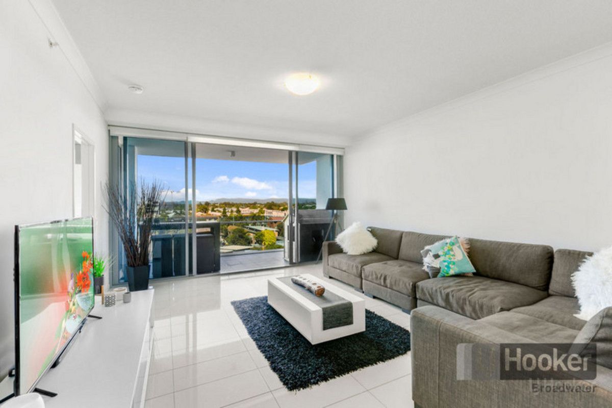 1105/372-374 Marine Parade, Labrador QLD 4215, Image 1