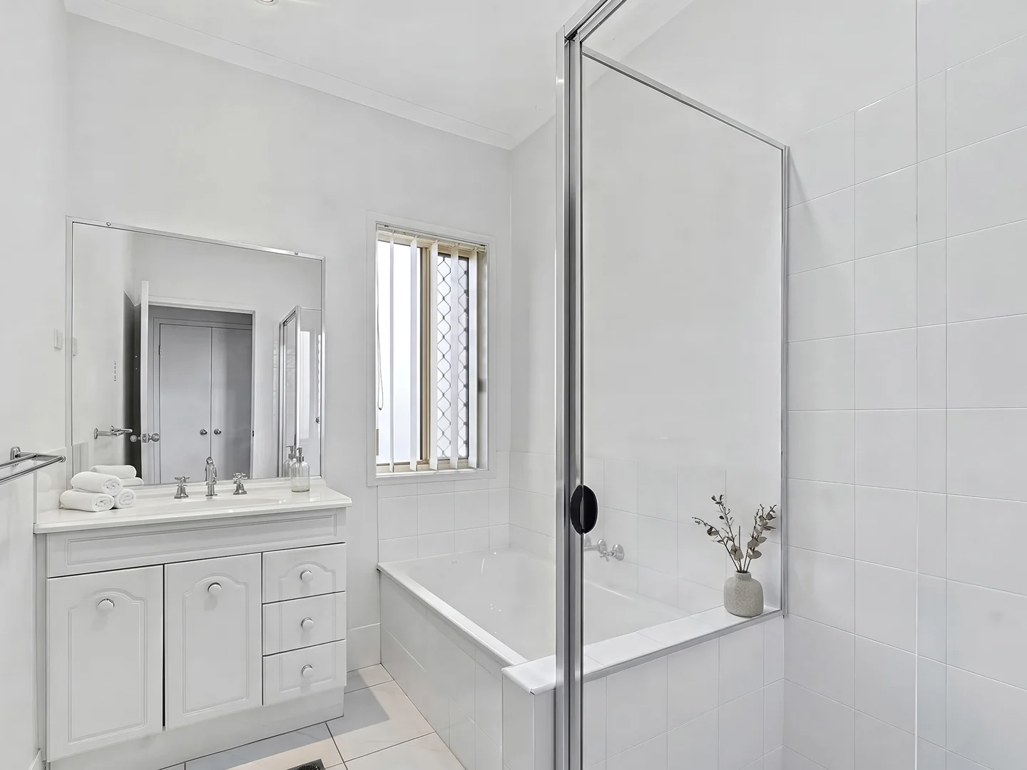 Additional image 12 of 32 Columbia Drive, Beachmere QLD 4510