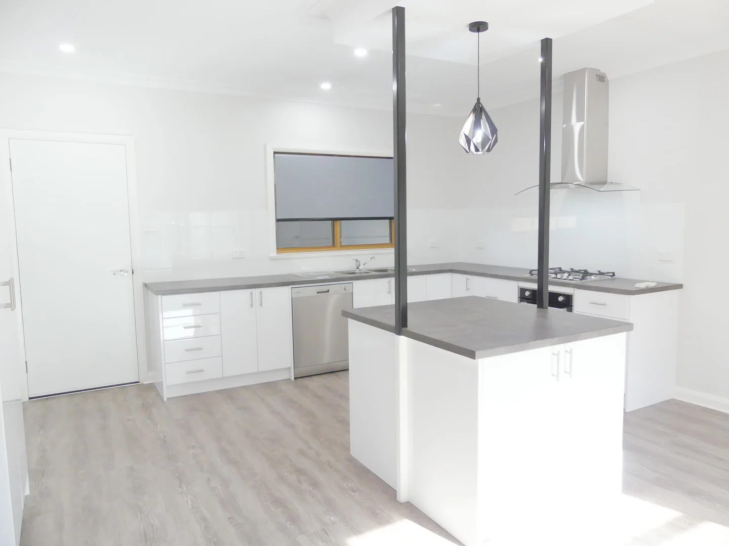 Additional image 3 of 8 Roberts Street, Shepparton VIC 3630