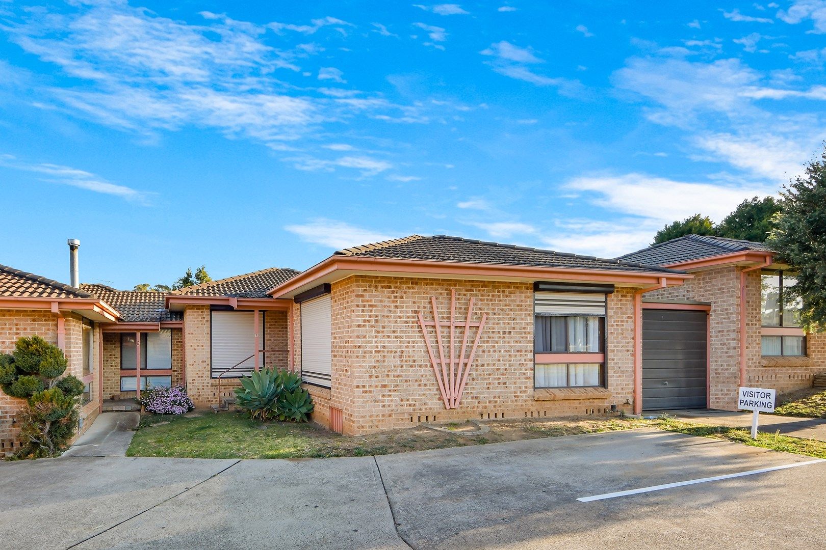 Macquarie Fields NSW 2564, Image 0