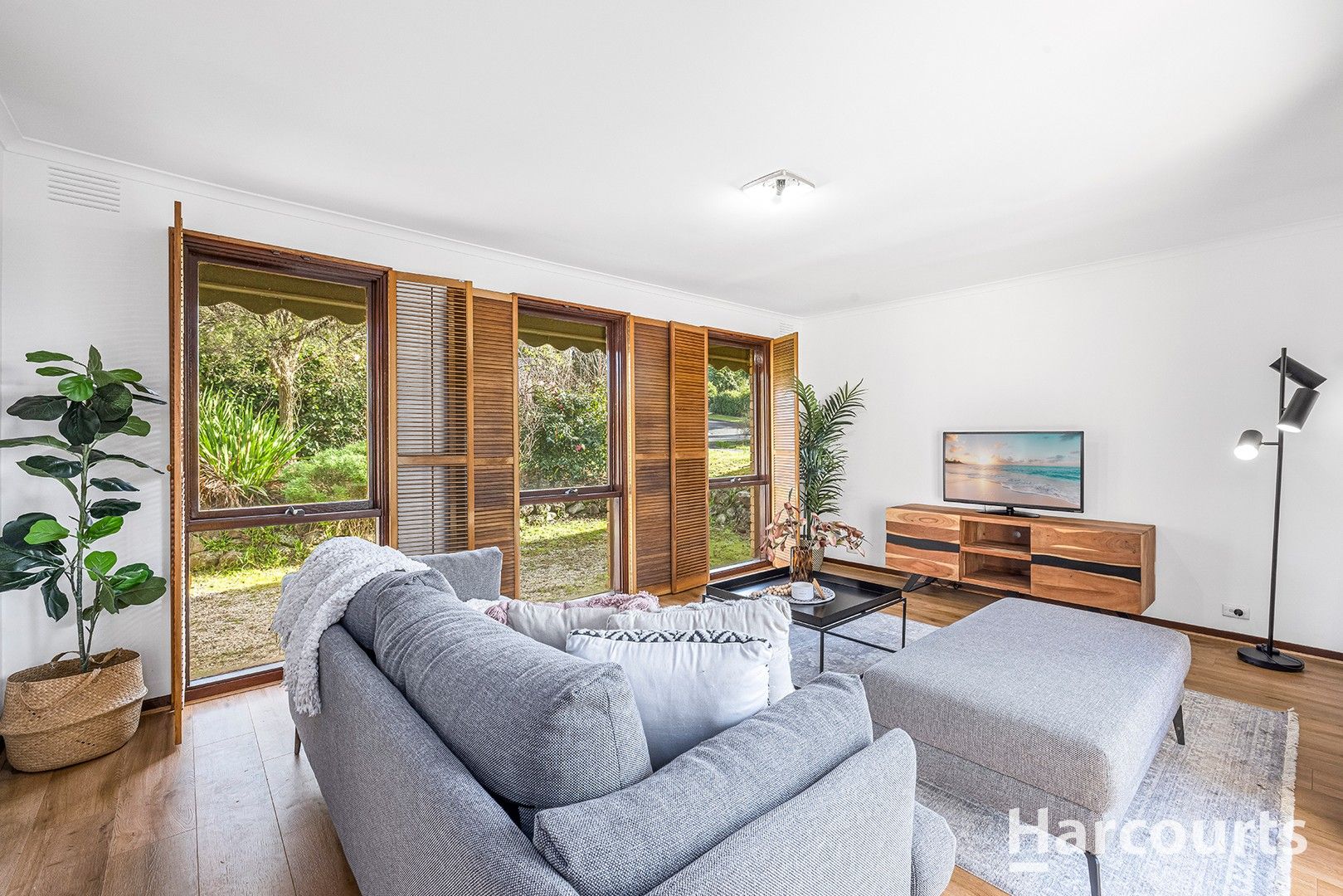 17 Colonial Drive, Vermont South VIC 3133, Image 1