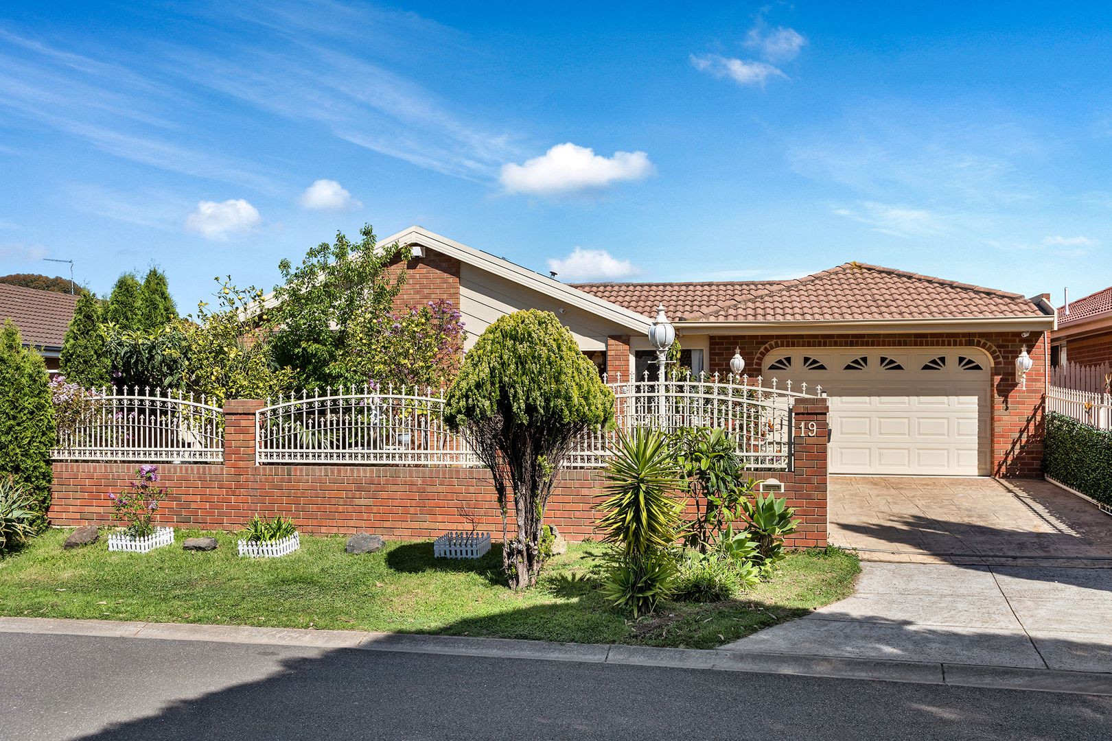 19 Bluestone Walk, Delahey VIC 3037, Image 1