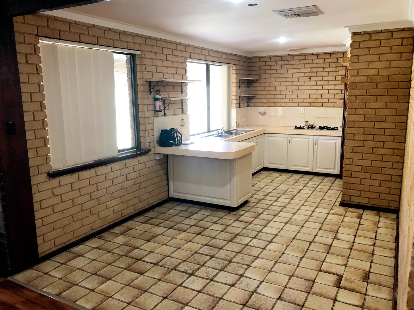 Additional image 6 of 29 Corriedale Place, Thornlie WA 6108