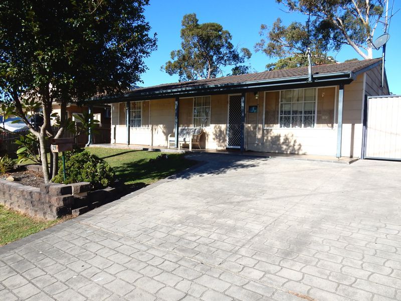 29 Campbell Parade, Mannering Park NSW 2259, Image 0