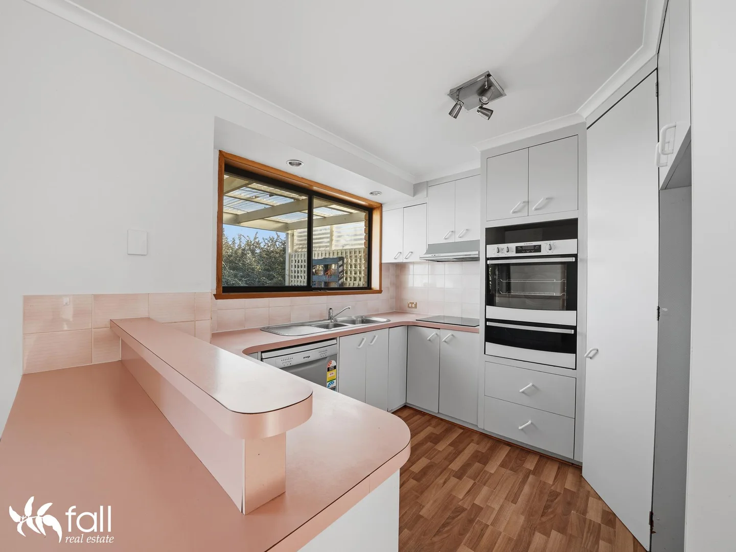 Additional image 4 of 20 Stirling Avenue, Blackmans Bay TAS 7052