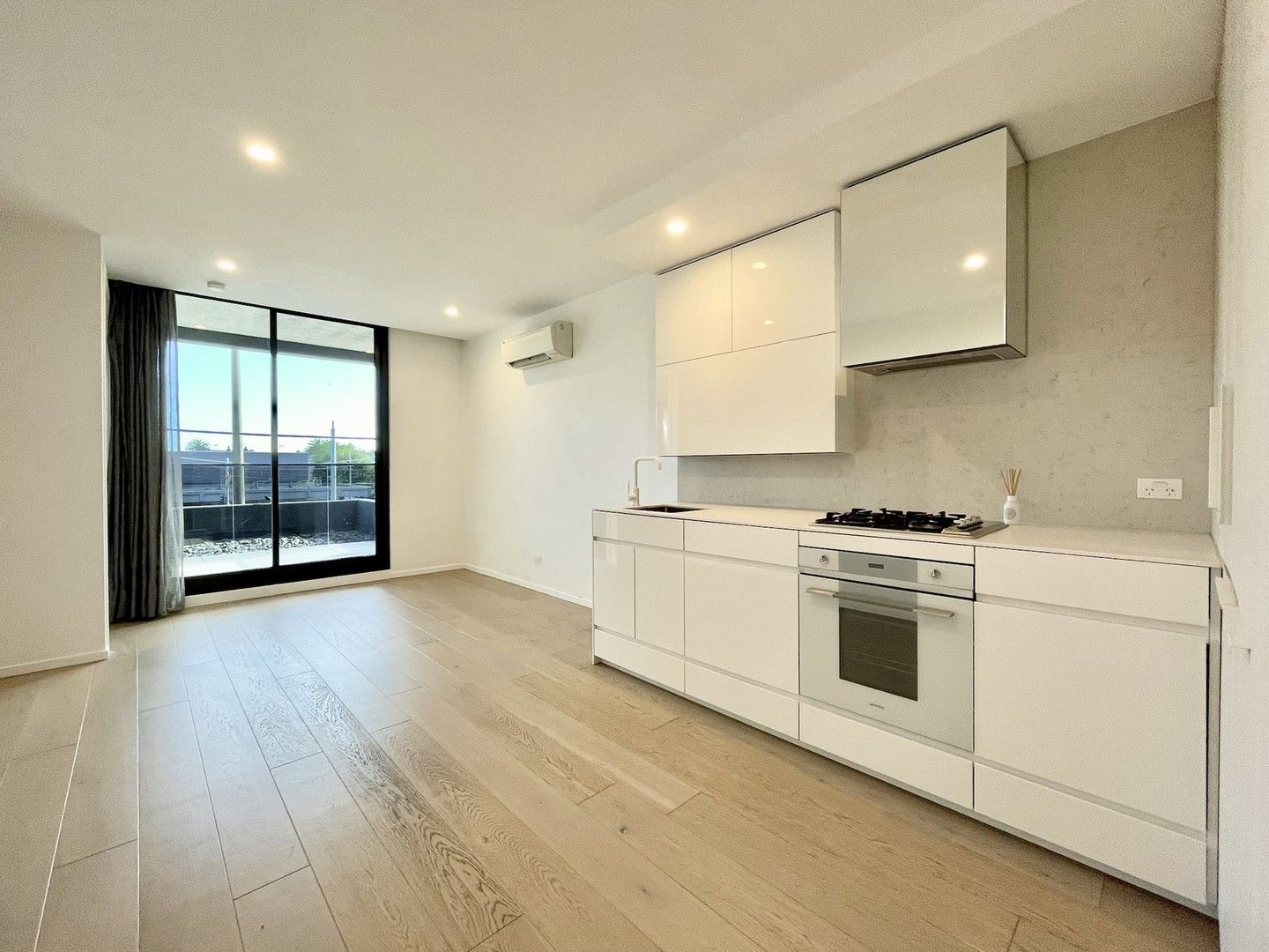 1 bedrooms Apartment / Unit / Flat in 107/1A Finch Street MALVERN EAST VIC, 3145
