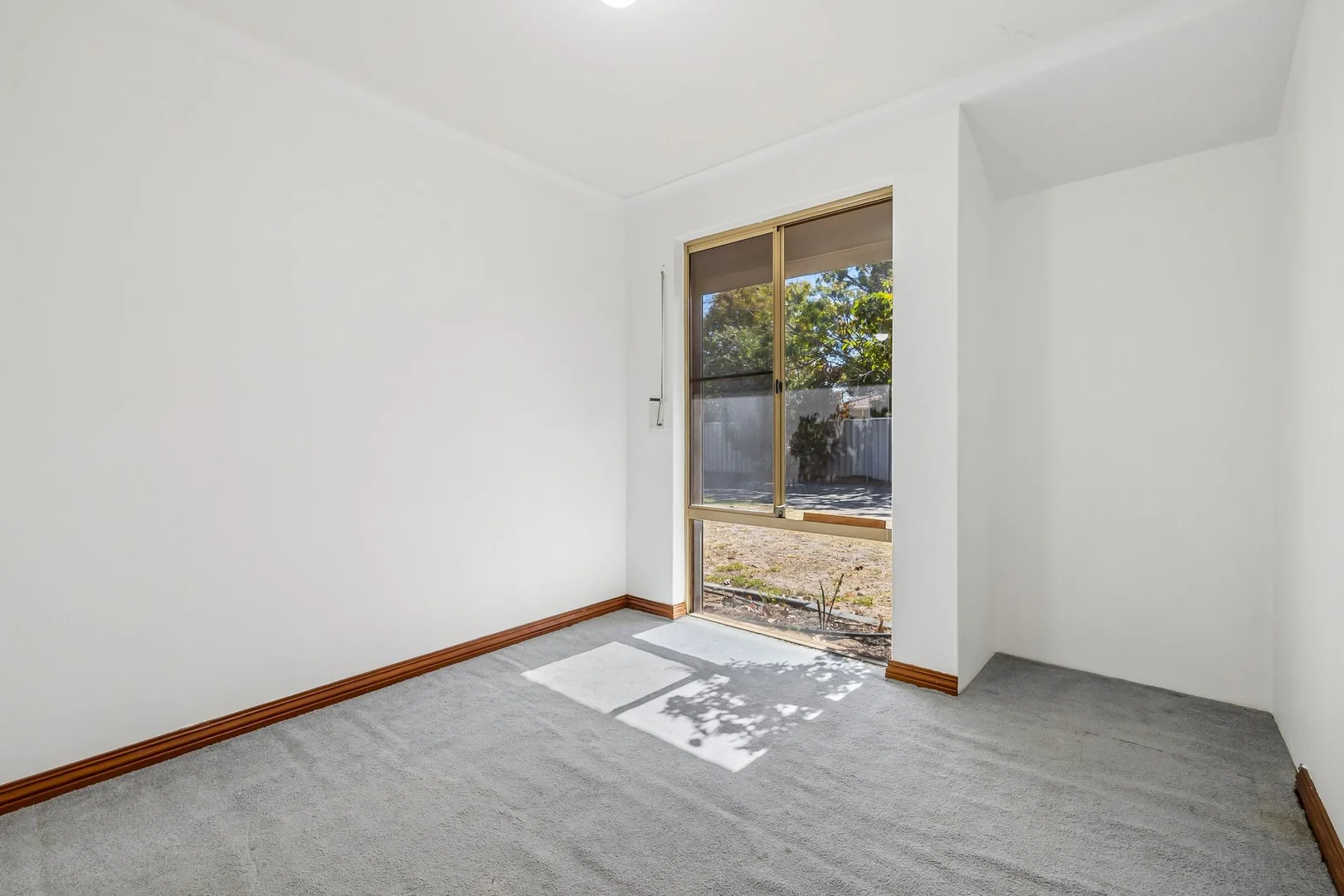 Additional image 11 of 4/116 Centre St, Queens Park WA 6107