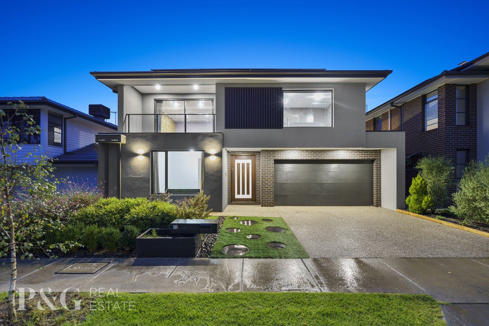 4 bedrooms House in 18 History Lane NARRE WARREN SOUTH VIC, 3805