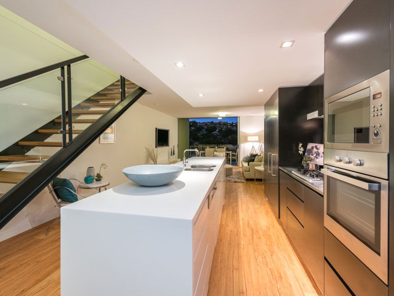 2 bedrooms Apartment / Unit / Flat in 42/10 Dowse Street PADDINGTON QLD, 4064