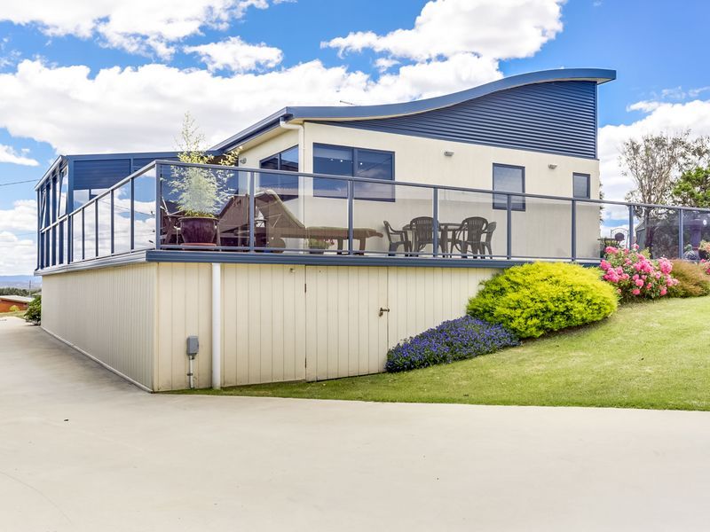 127 Swanwick Drive, Coles Bay TAS 7215, Image 2