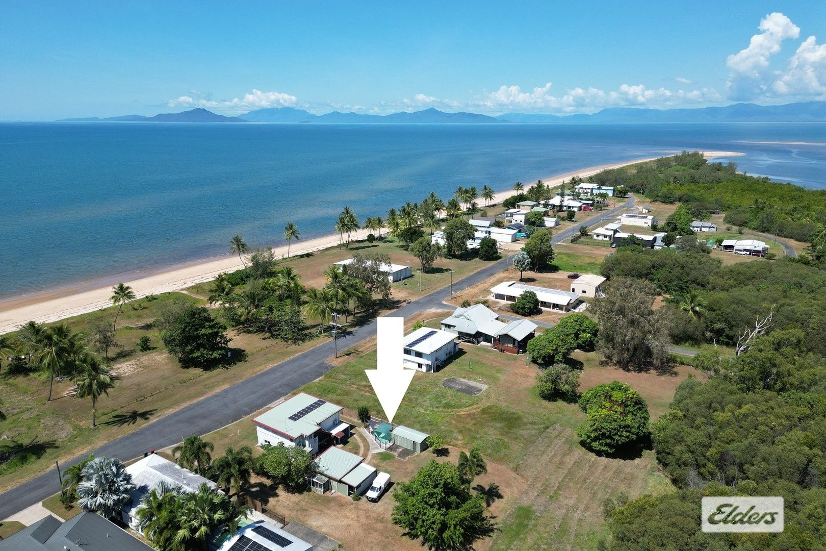 25 Taylor Street, Tully Heads QLD 4854, Image 1