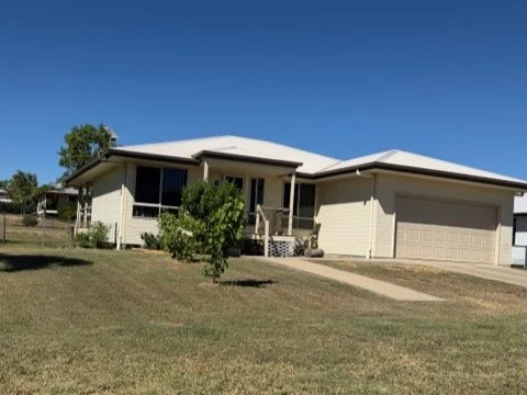 14B Hutton Street, Taroom QLD 4420