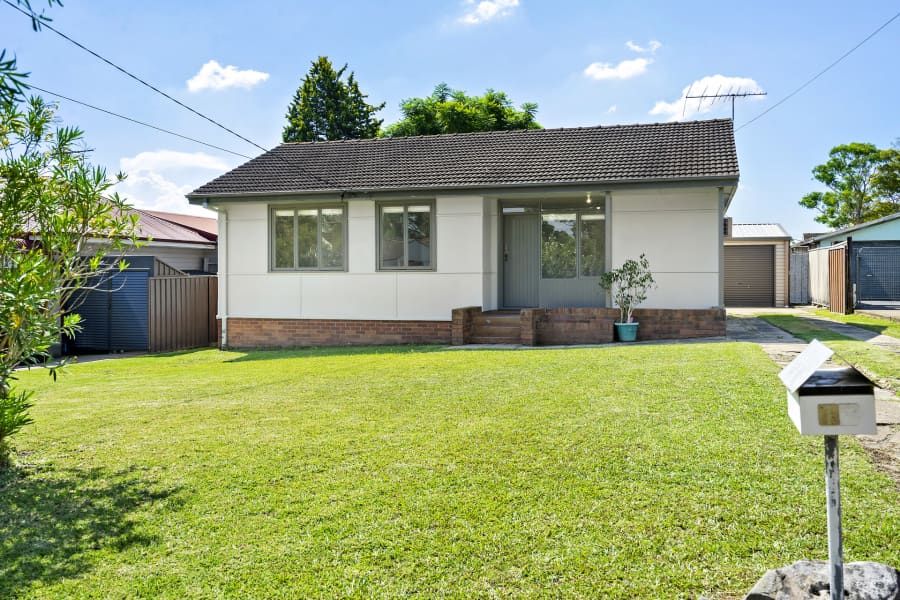 17 Hayes Road, Seven Hills NSW 2147