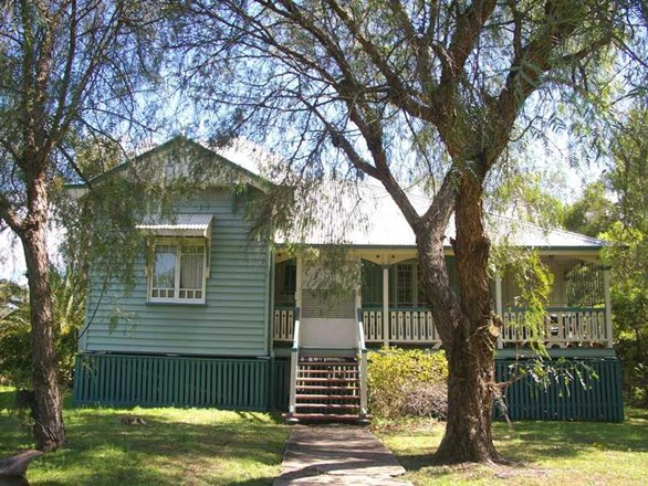 1 Lion Street, Ipswich QLD 4305