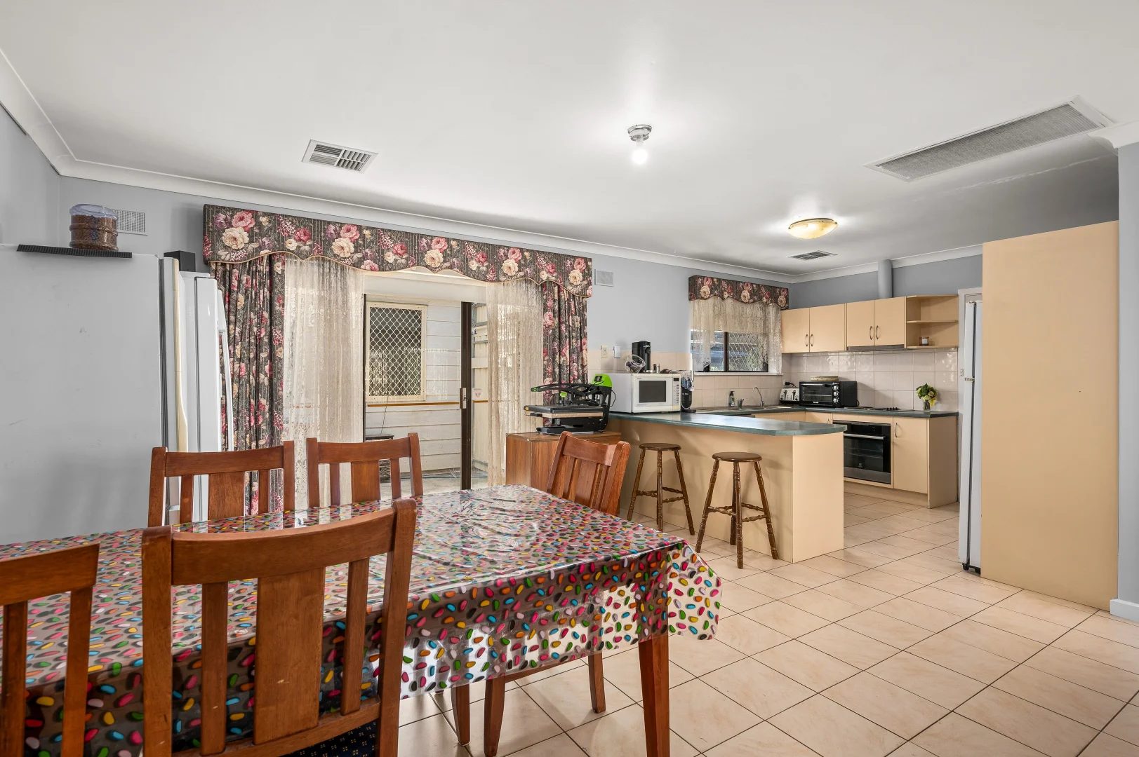 Additional image 6 of 27 Wheatsheaf Rd, Morphett Vale SA 5162