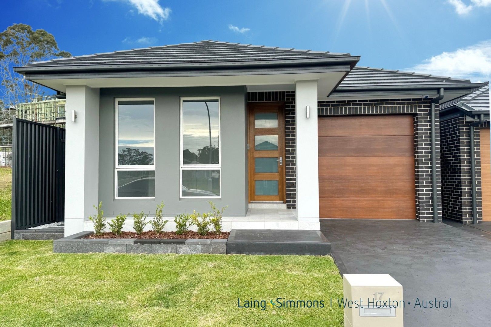 4 bedrooms House in 17 Bellaroi Street AUSTRAL NSW, 2179