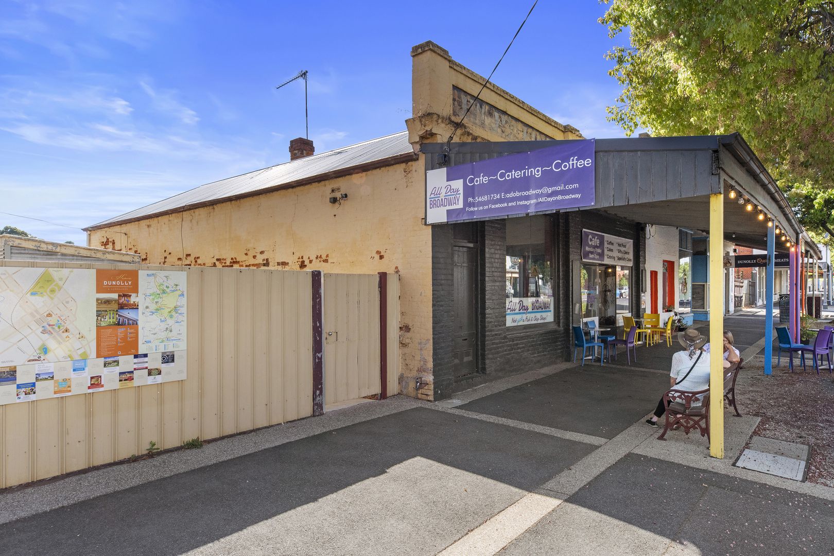 98-100 Broadway Street, Dunolly VIC 3472, Image 2