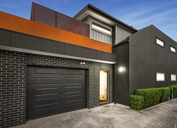 2/17 Clarke Street, West Footscray VIC 3012