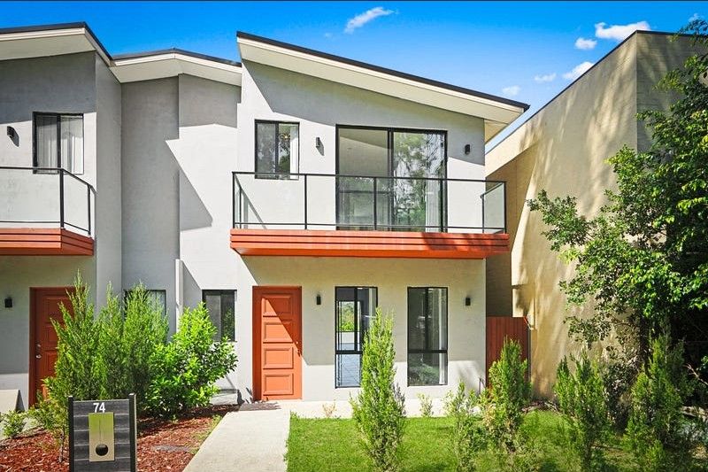 4 bedrooms House in 74 Daruga Avenue PEMULWUY NSW, 2145