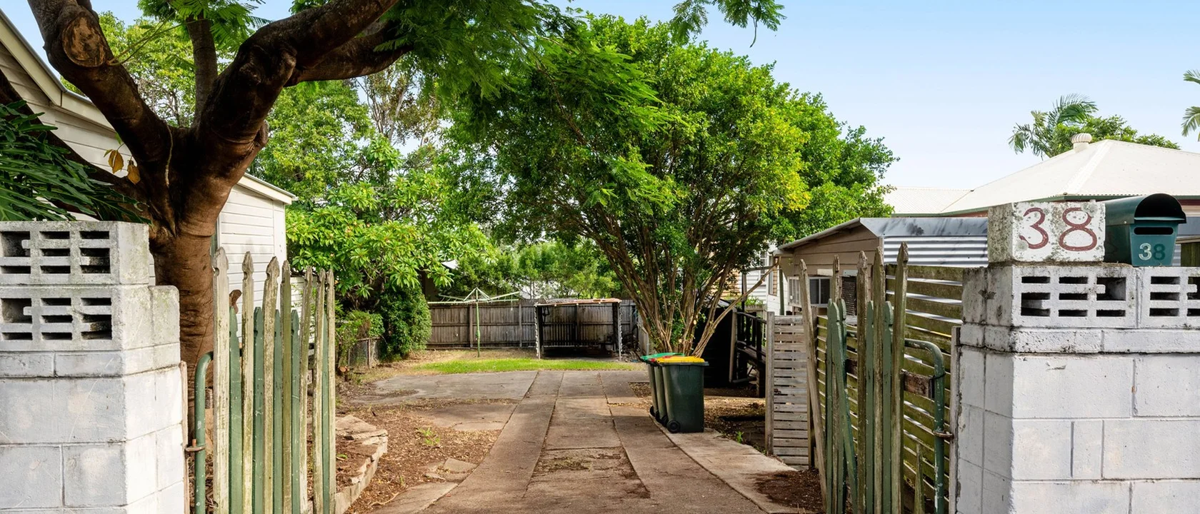 38 Regent Street (aka 219a Hale Street), Petrie Terrace QLD 4000 | Domain