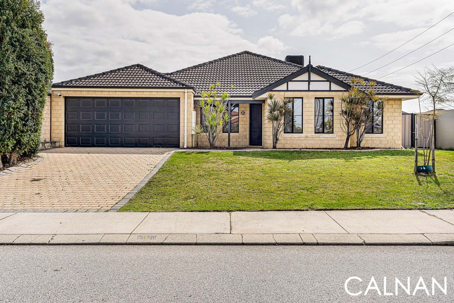 4 bedrooms House in 1 Ladham Turn CANNING VALE WA, 6155