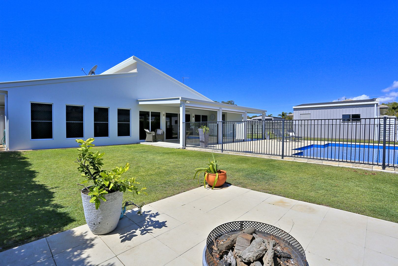 26 Voss Court, Millbank QLD 4670, Image 2