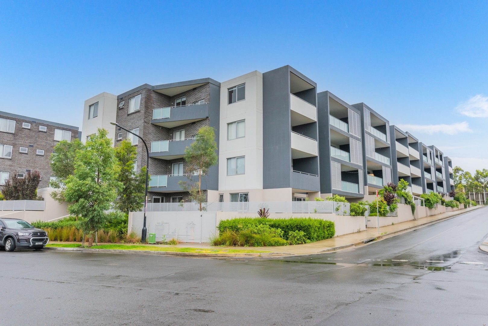 1 bedrooms Apartment / Unit / Flat in 214/3 Adonis Avenue ROUSE HILL NSW, 2155